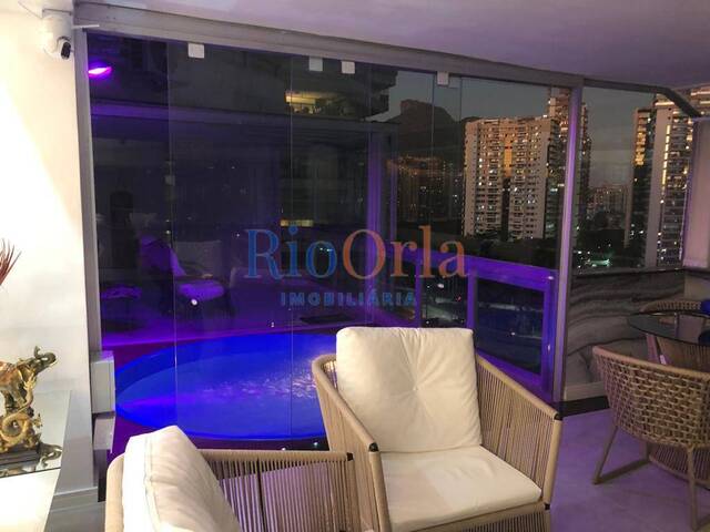 #702 - Apartamento para Venda em Rio de Janeiro - RJ