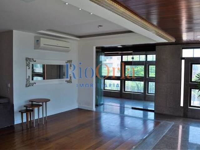 Apartamento para Venda em Rio de Janeiro - 2