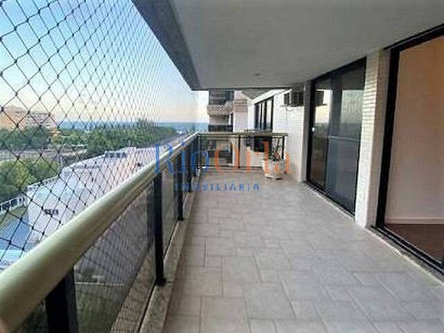 Apartamento para Venda em Rio de Janeiro - 2
