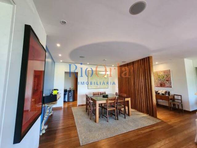 #515 - Apartamento para Venda em Rio de Janeiro - RJ