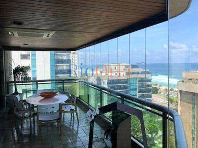 Apartamento para Venda em Rio de Janeiro - 2