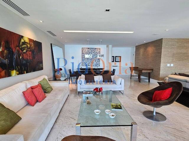 Apartamento para Venda em Rio de Janeiro - 2