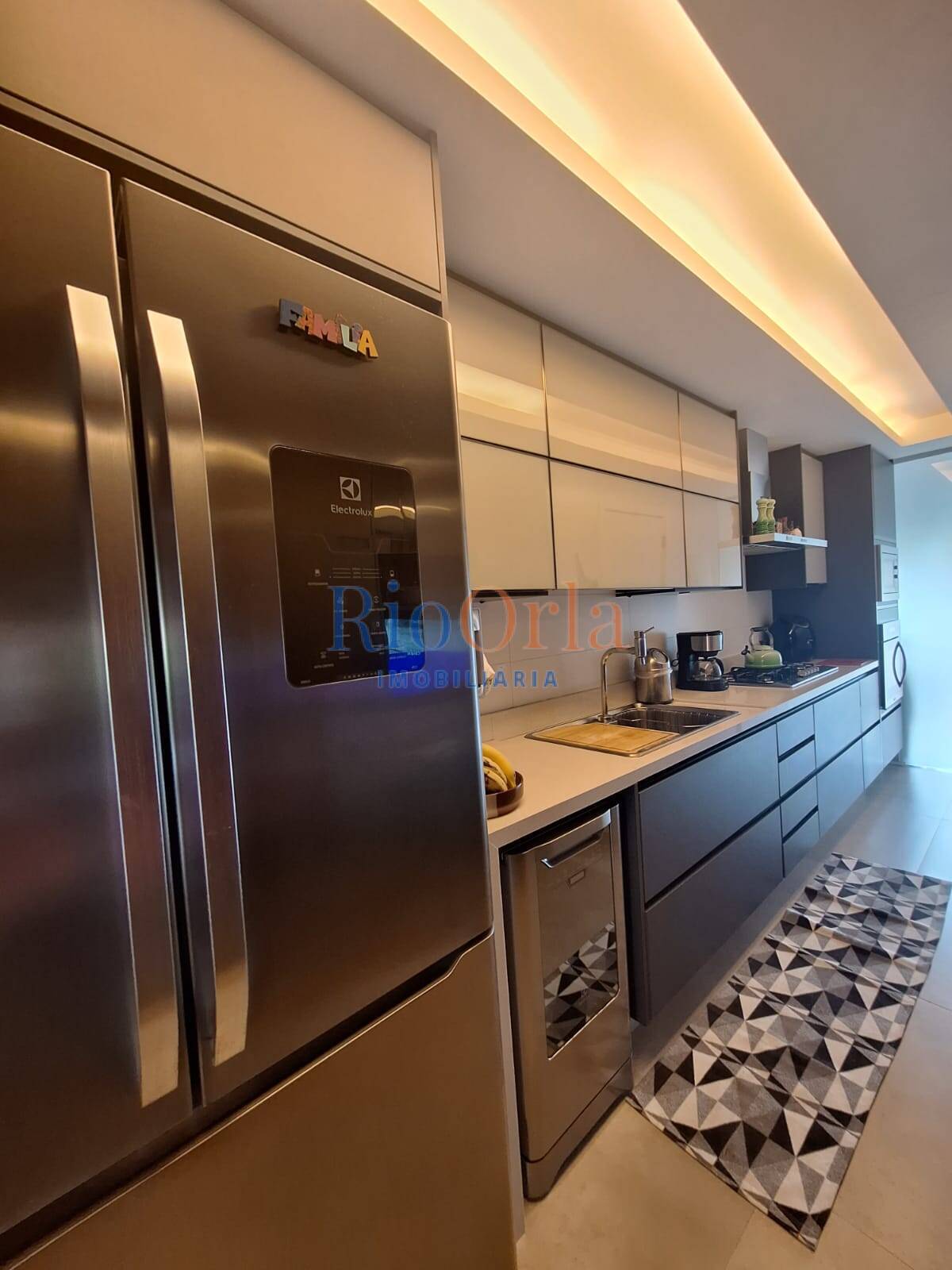 Ocean Front, apartamento 3 quartos na praia da Barra com infraestrutura !