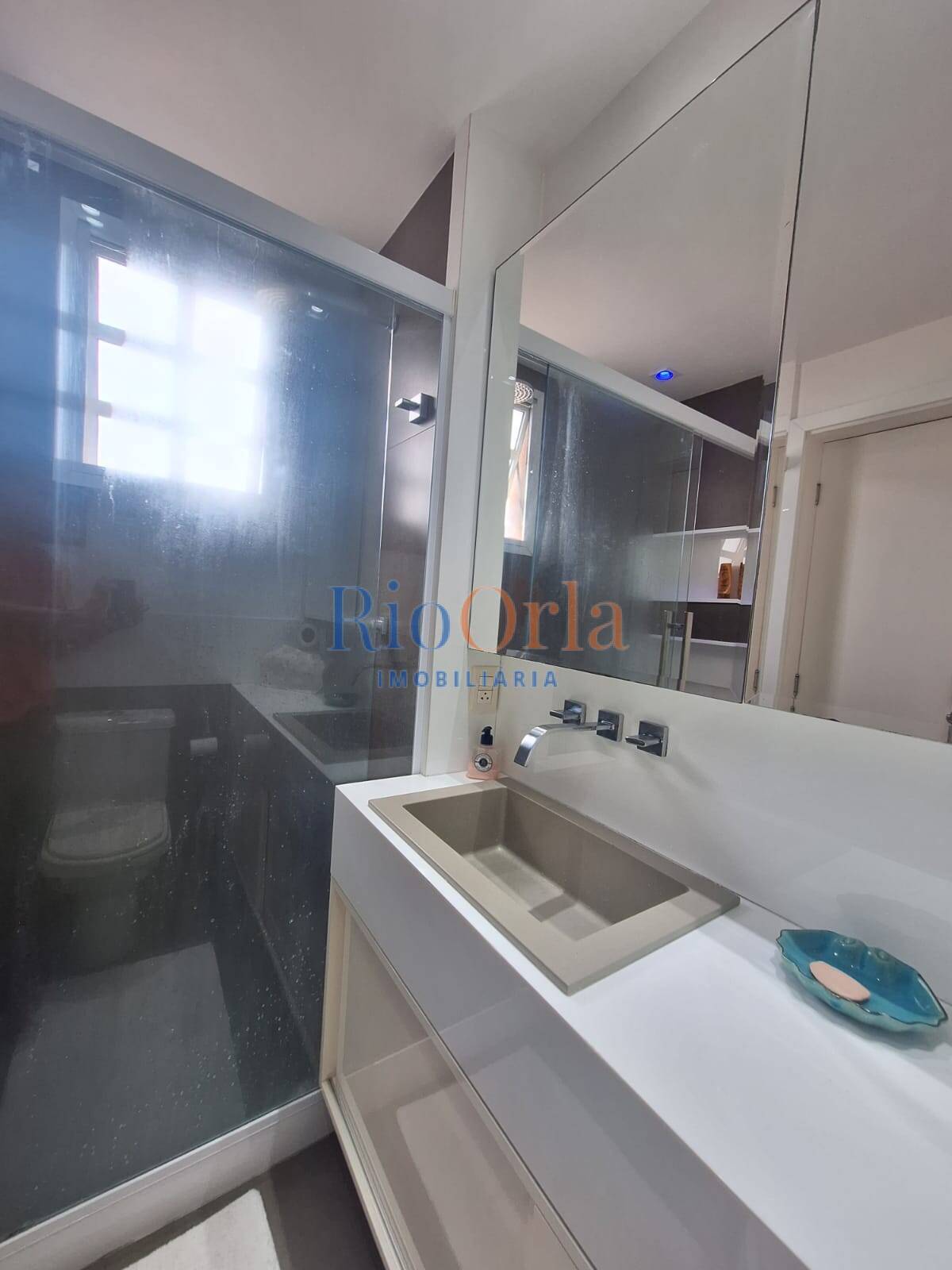 Ocean Front, apartamento 3 quartos na praia da Barra com infraestrutura !