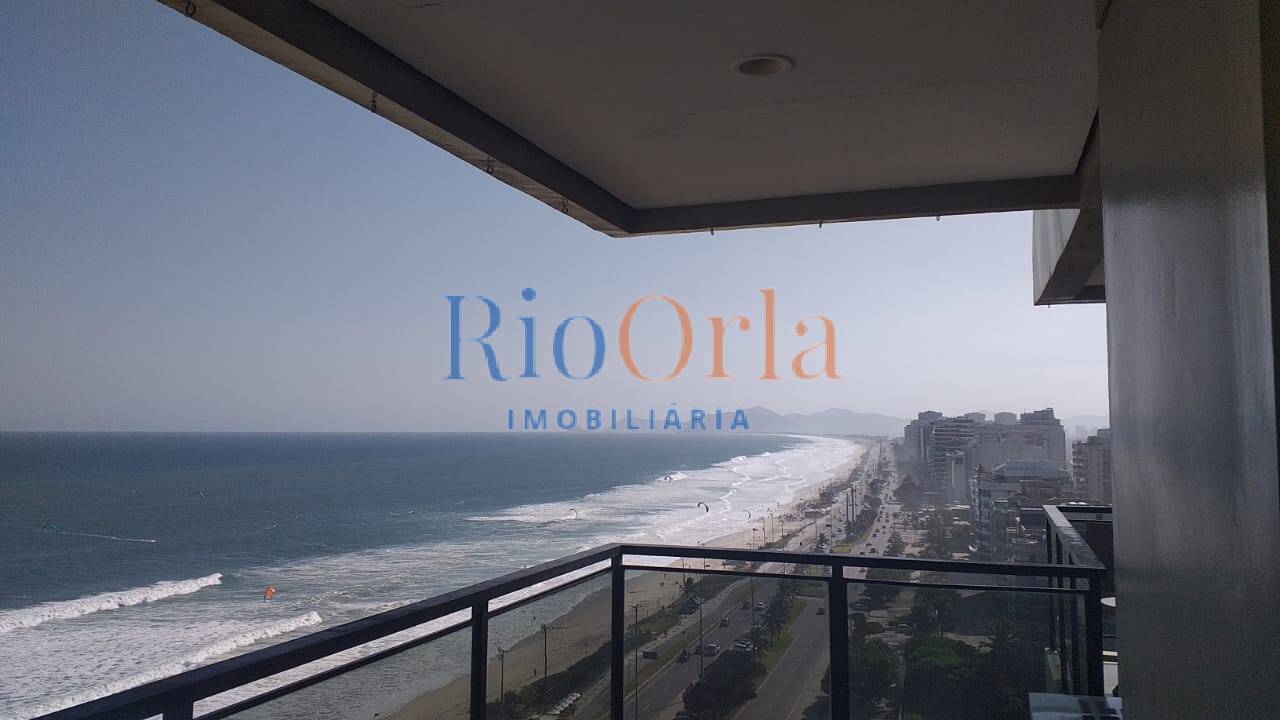 FRONTAL BARRABELLA, 3 qtos, 140 m2, vistão mar.
