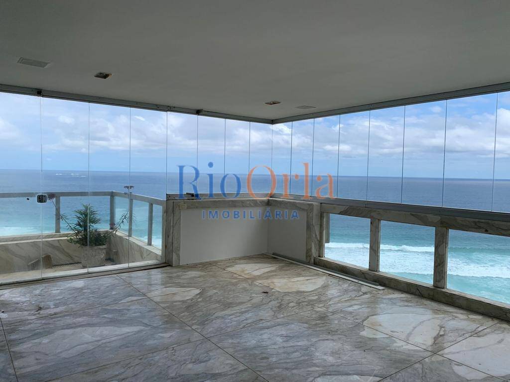Atlântico Sul, apartamento 4 quartos na praia da Barra com infraestrutura