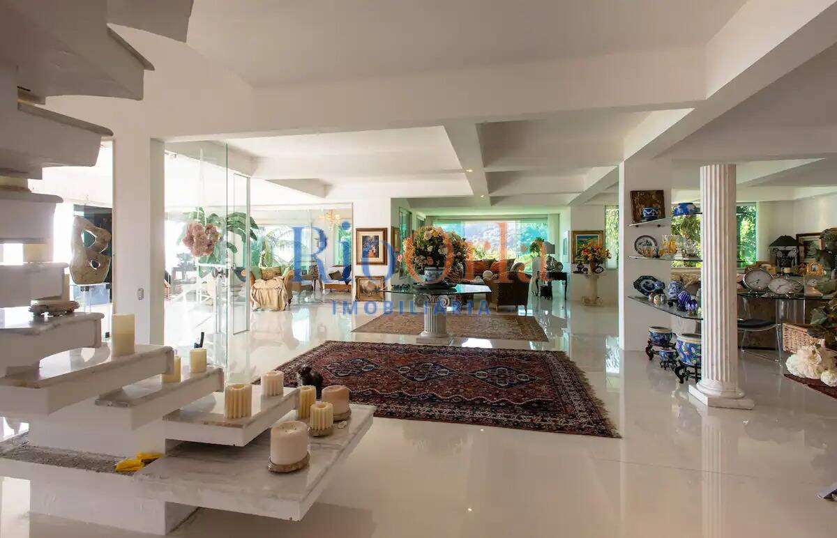 Casa à venda com 4 quartos, 1200m² - Foto 11