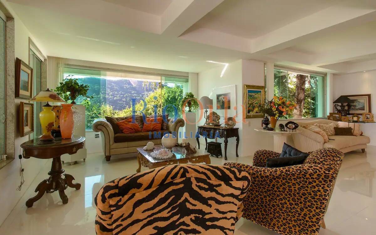 Casa à venda com 4 quartos, 1200m² - Foto 22