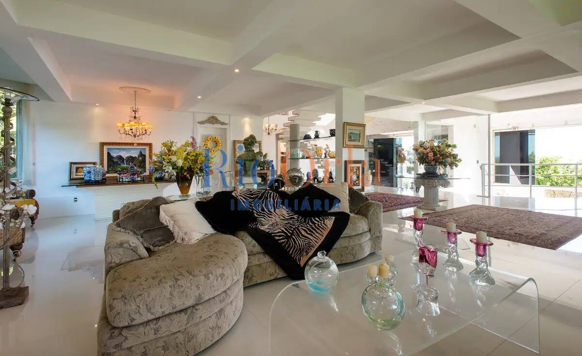Casa à venda com 4 quartos, 1200m² - Foto 26