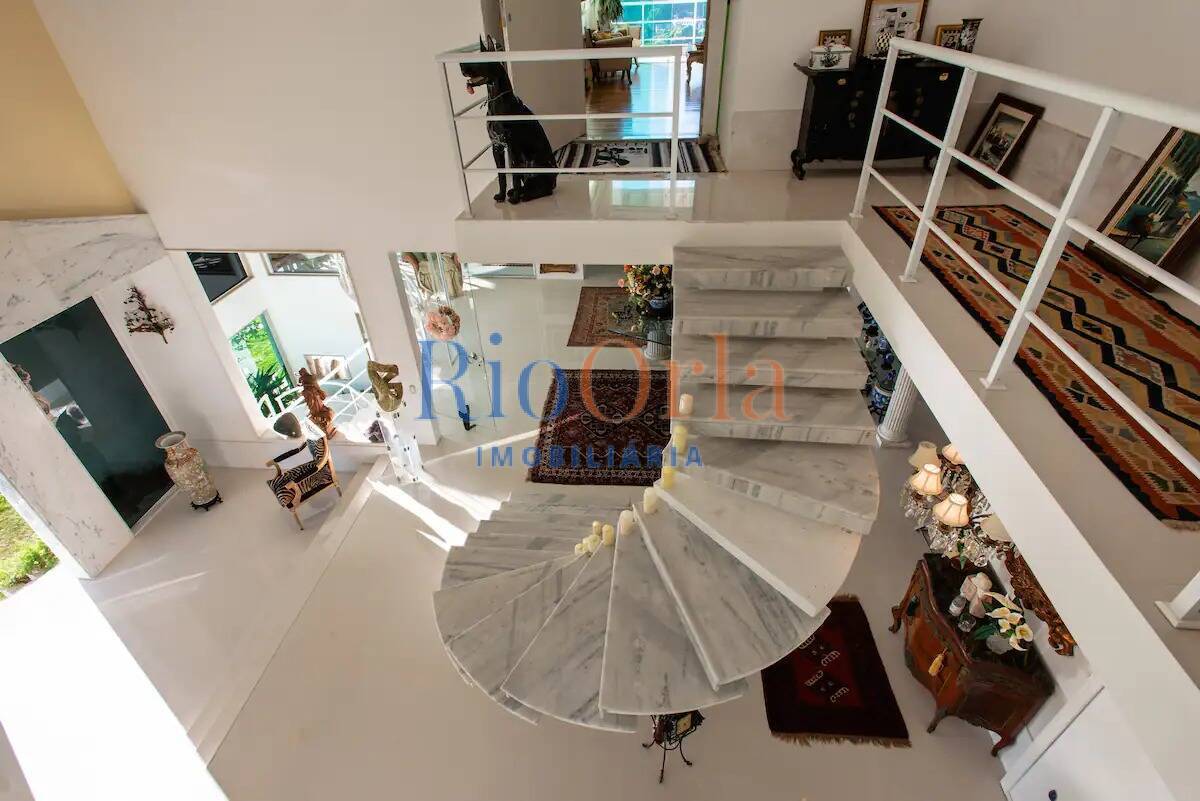 Casa à venda com 4 quartos, 1200m² - Foto 5