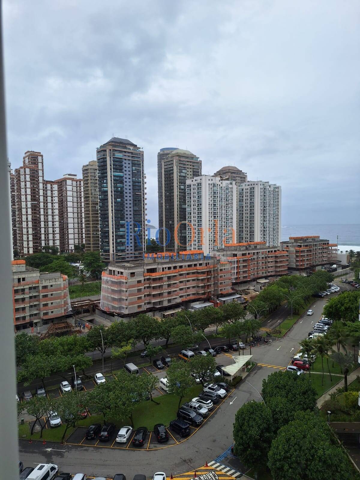 Atlântico Sul, apartamento 3 quartos na praia da Barra com infraestrutura