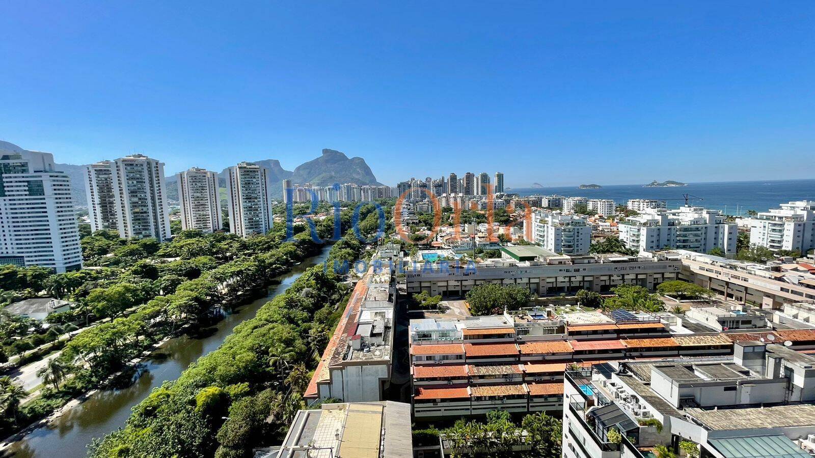 Cobertura, 3 quartos, 274 m² - Foto 3
