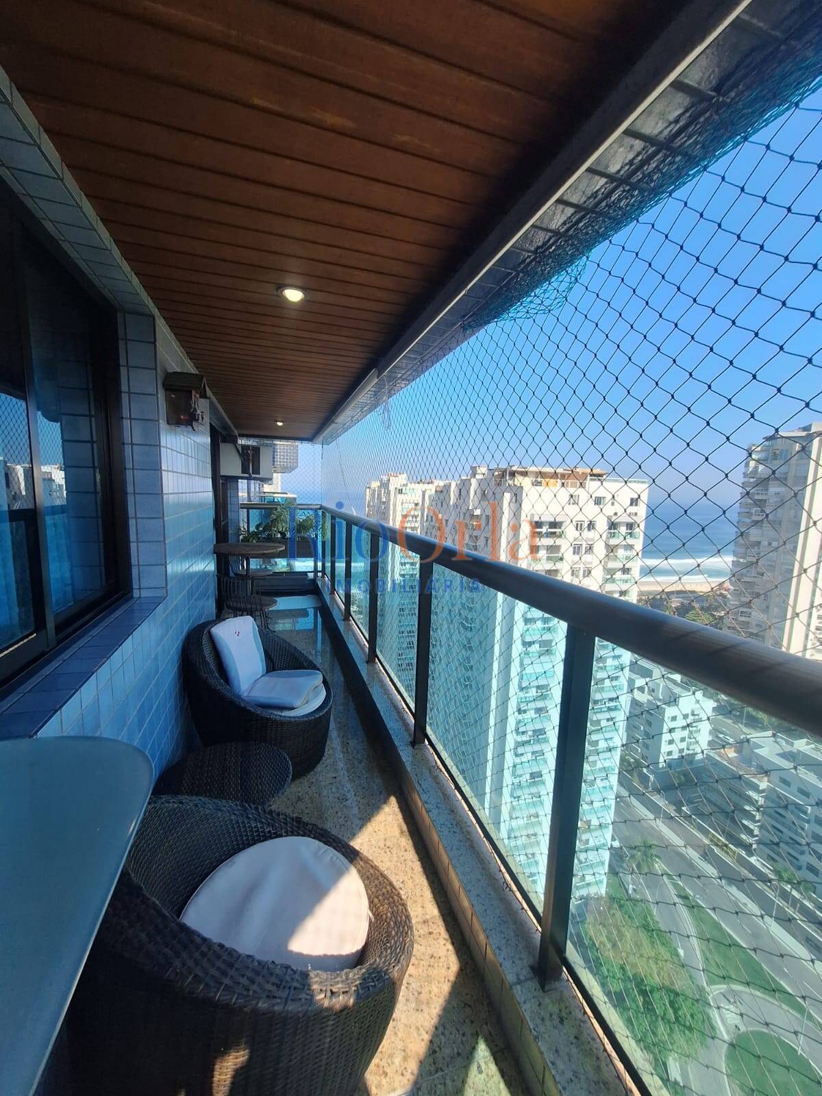 Acquabella – Apartamento Reformado com 3 Suítes e Vista Privilegiada
