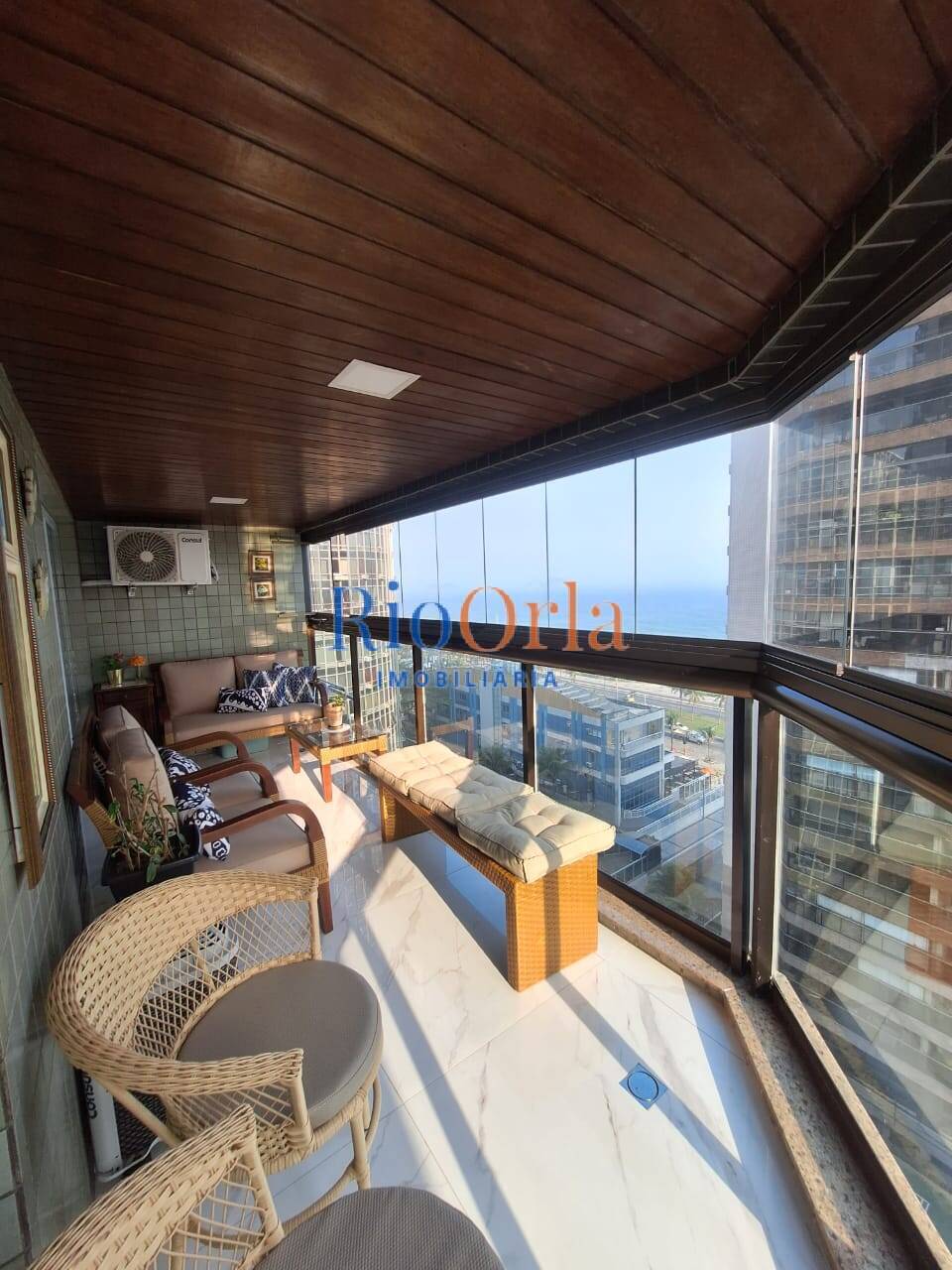 Vista Mar Deslumbrante – Apartamento Exclusivo no Acquabella