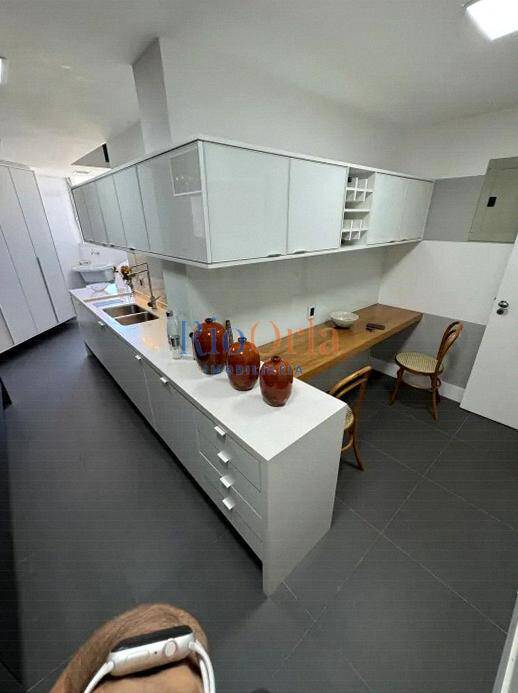 Apartamento, 3 quartos, 221 m² - Foto 8