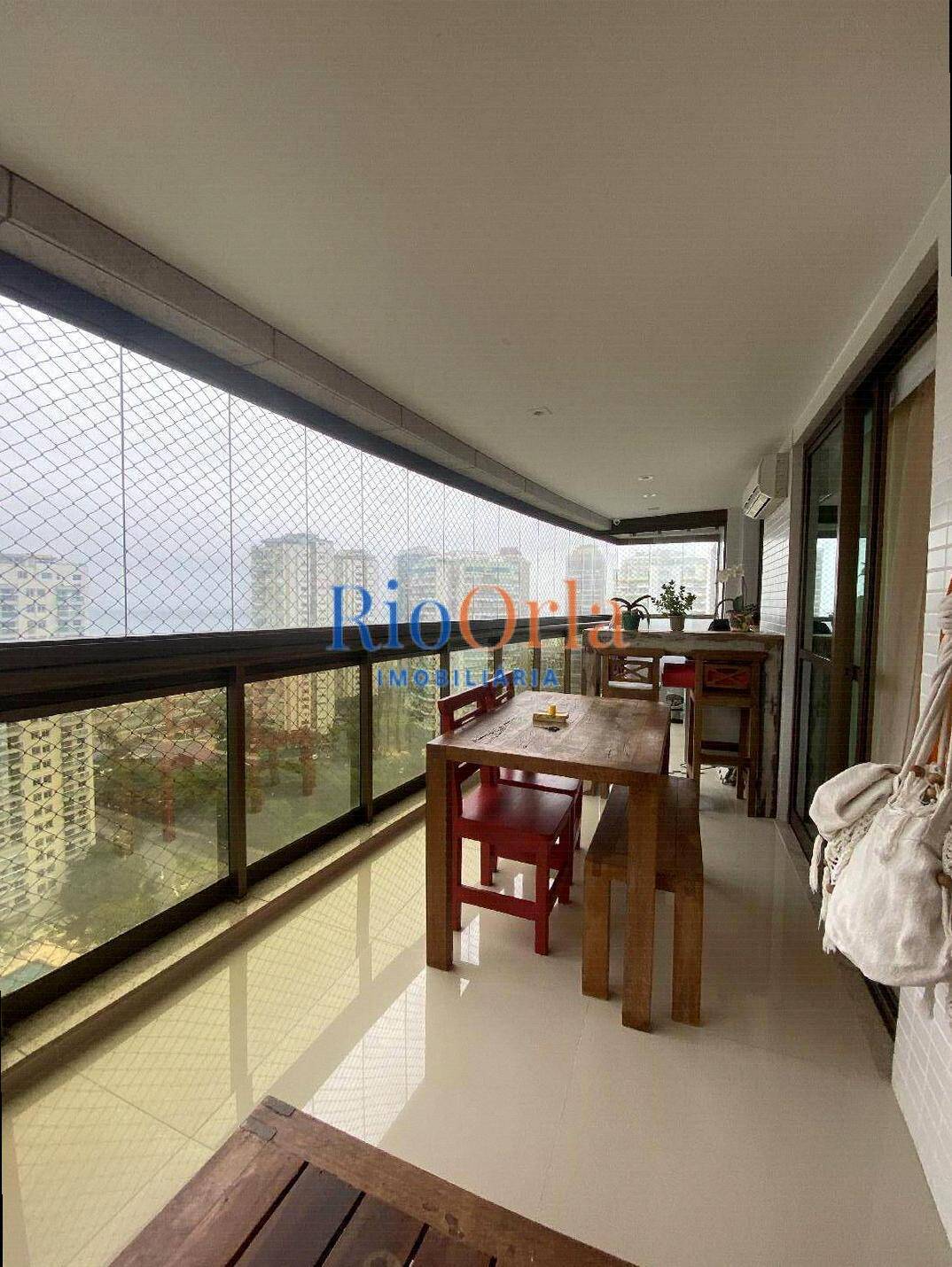 Apartamento, 3 quartos, 137 m² - Foto 2