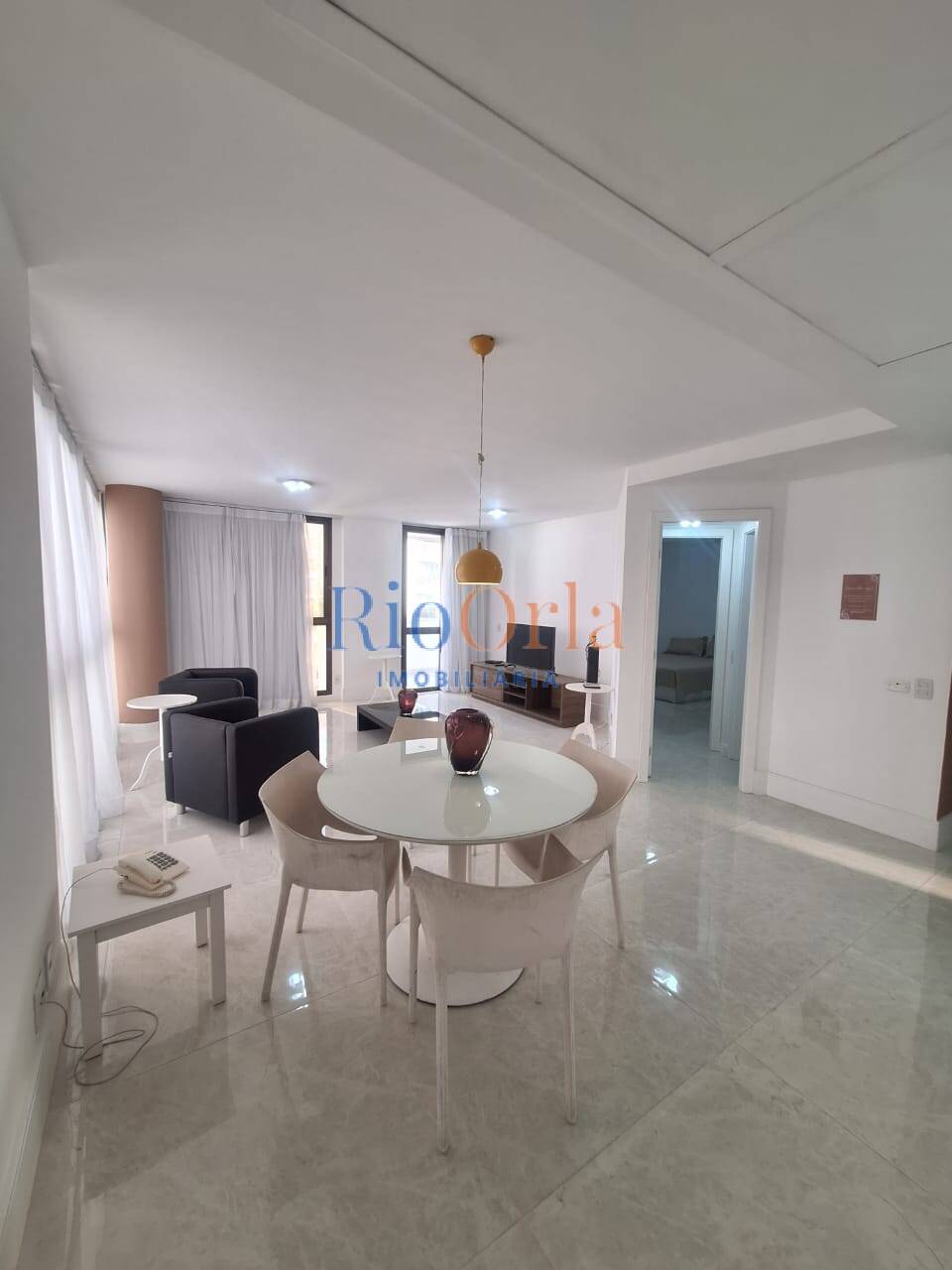 Next, apartamento 3 suítes com infraestrutura na Orla da praia da Barra !