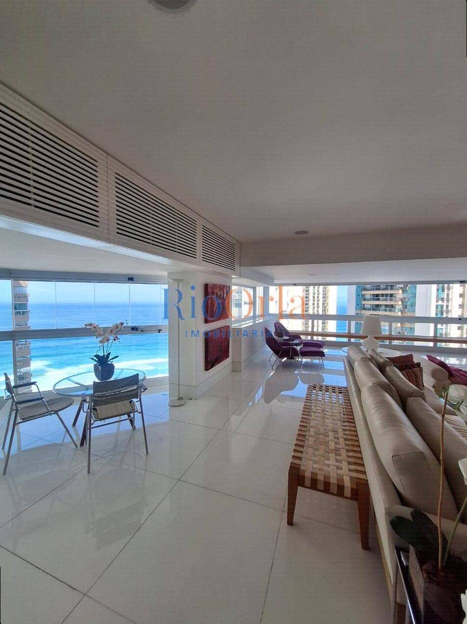 Apartamento Frente Mar no Atlântico Sul – Alto Padrão na Barra.