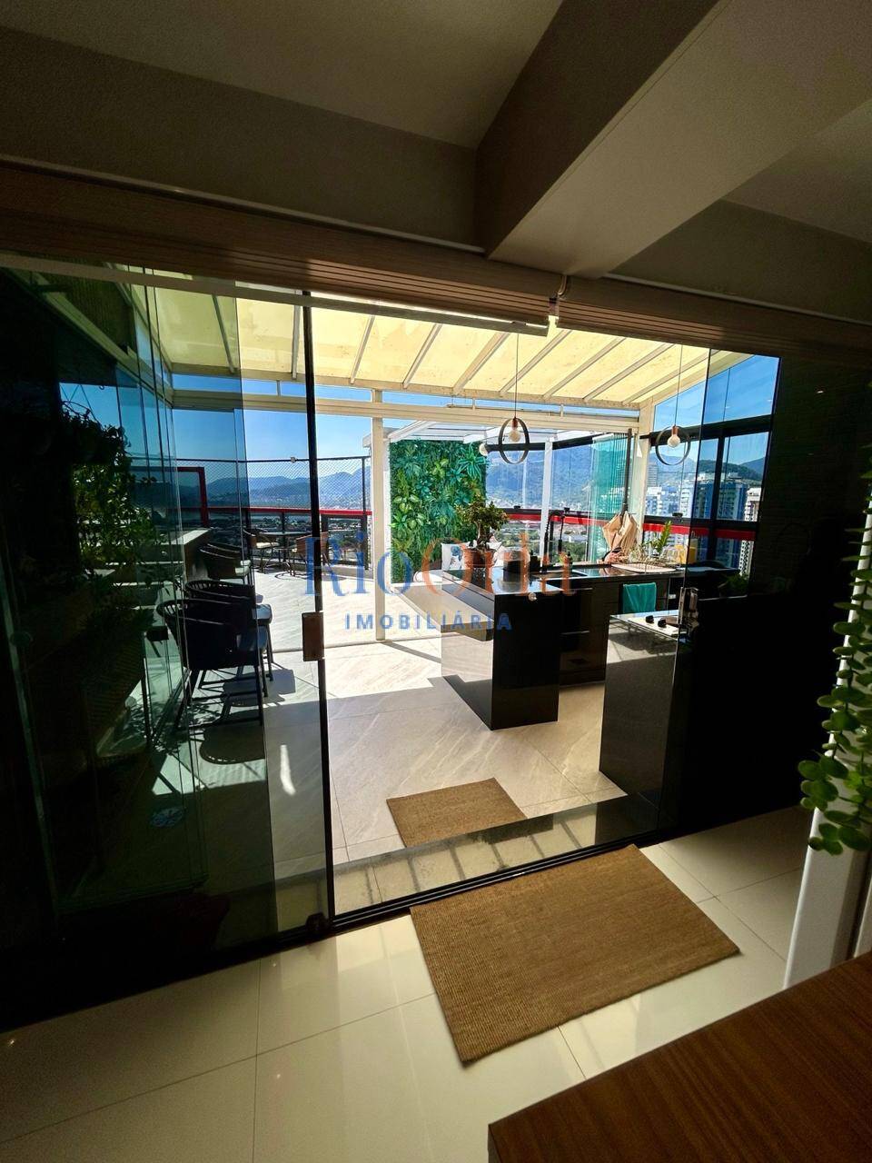 Cobertura, 4 quartos, 251 m² - Foto 11