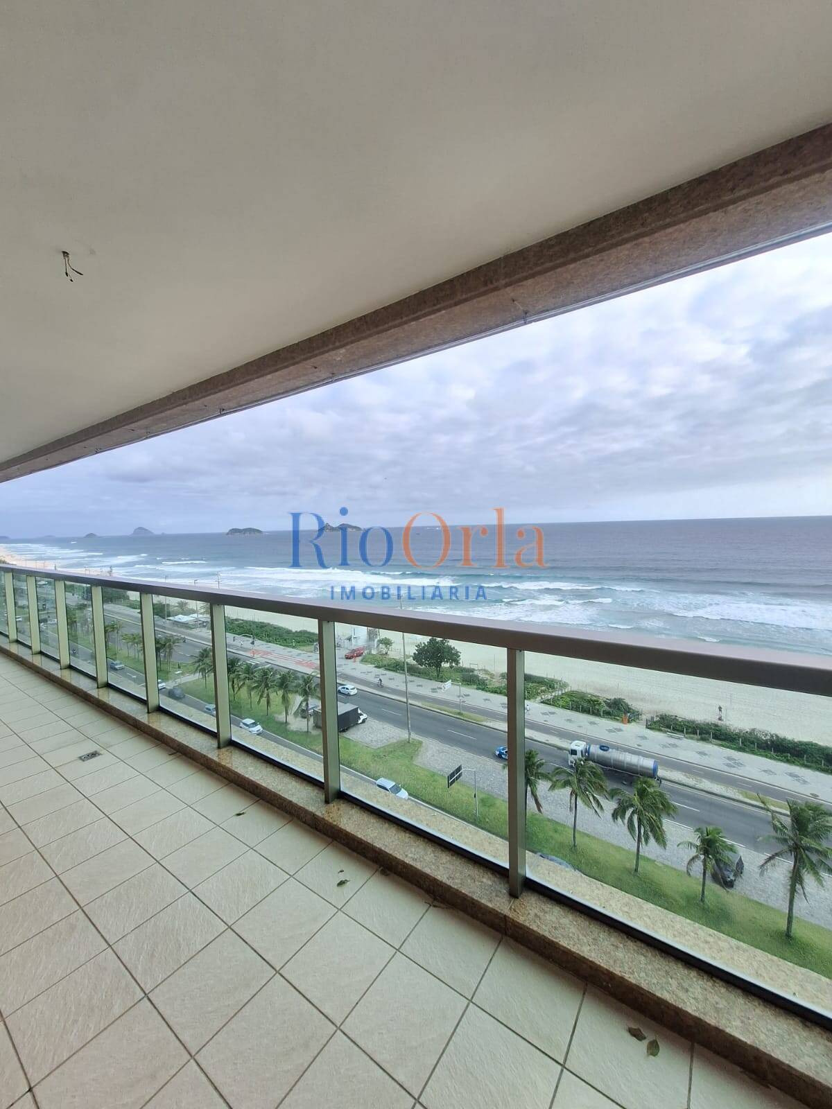 Costa del Sol, apartamento 4 quartos com infraestrutura na Orla da praia !!